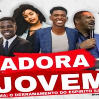 adora jovem